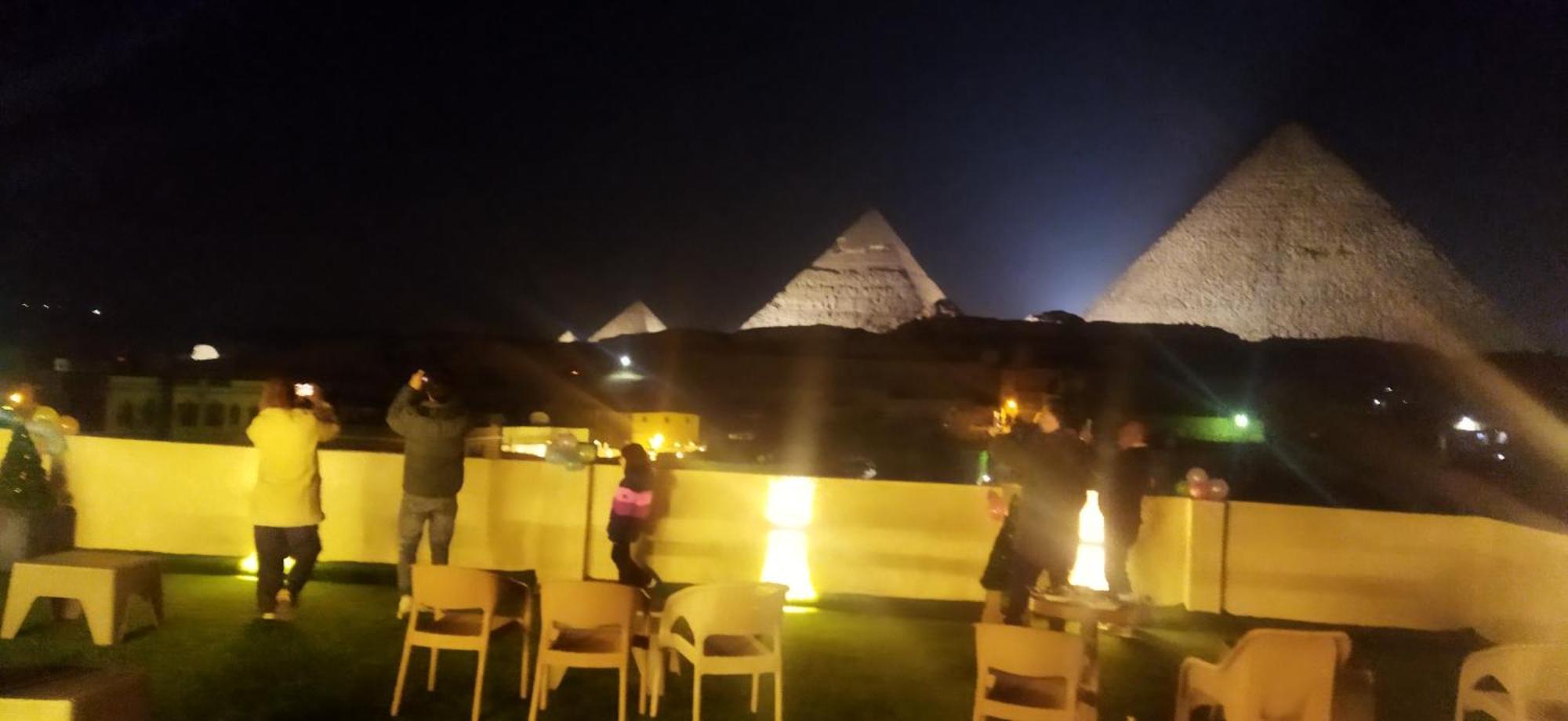 Best Four Pyramids View Kafret el-Gabal Buitenkant foto